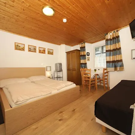 Bockwirt Guest house